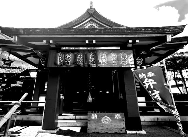 吉原神社（弁天池跡）の外観