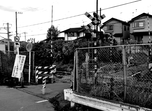 雨宮第一踏切の外観