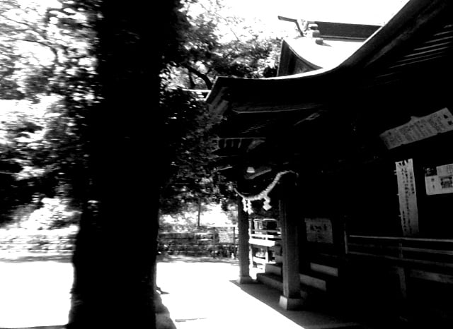 片倉城跡公園にある神社