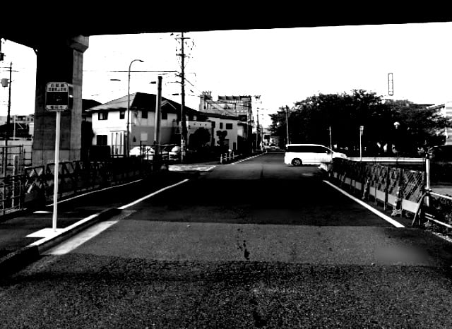 雑餉隈5号踏切跡地の外観