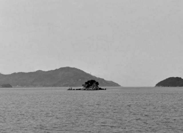 タテ（海の火葬場）の外観