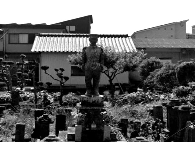 兵隊の像の外観