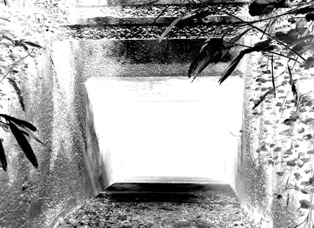手安旧陸軍弾薬庫跡の外観
