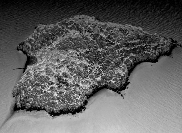 鶴島の外観