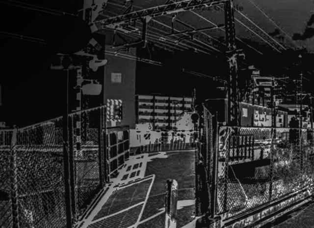 菅原道踏切の外観