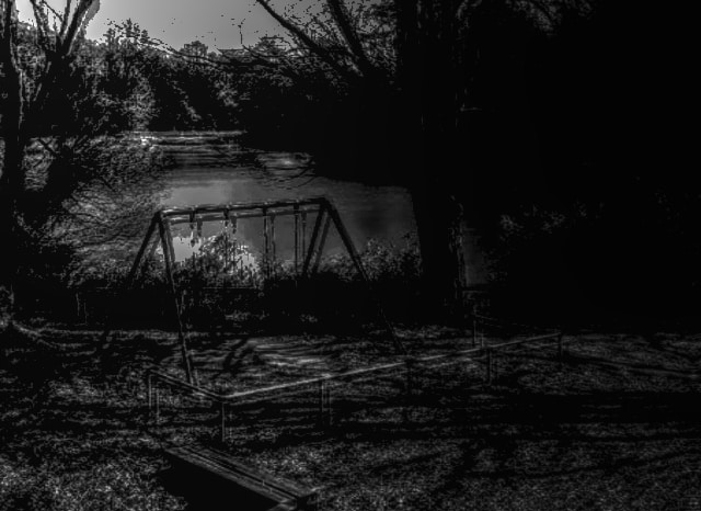 郡山公園のブランコ