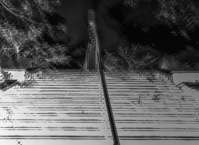 上の池公園の階段