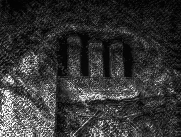 十二神社（十二神社防空壕跡）の外観