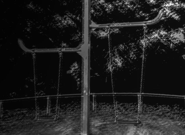 高砂公園のブランコ