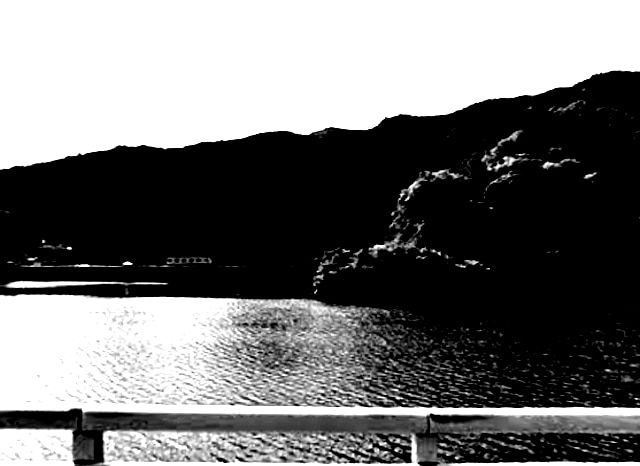 引原ダムの外観