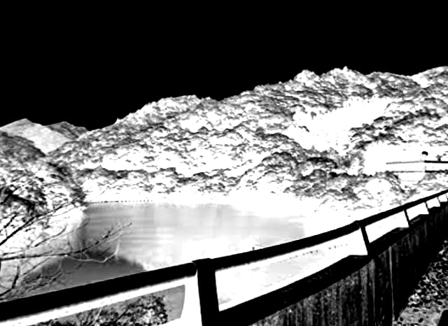 菅生ダムの外観